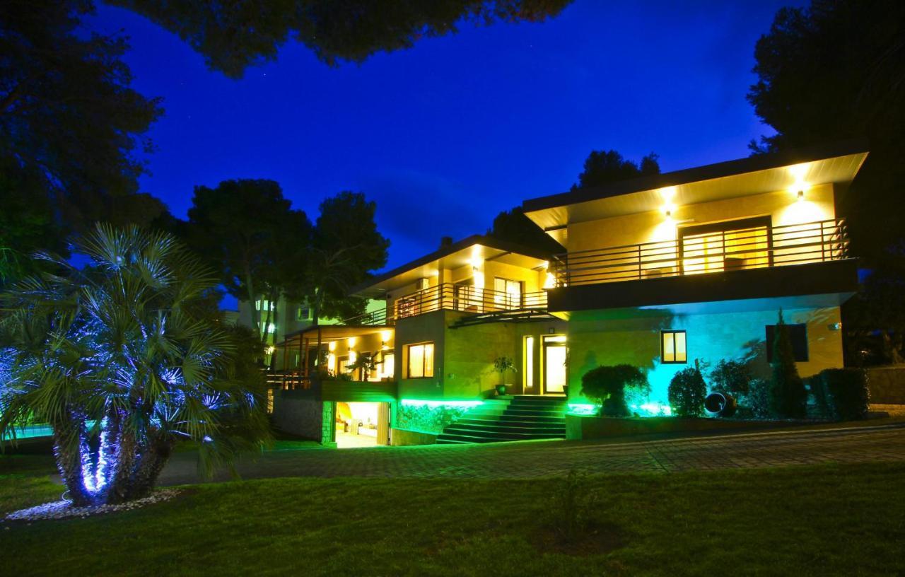New Play Lake Villa Salou Exterior foto